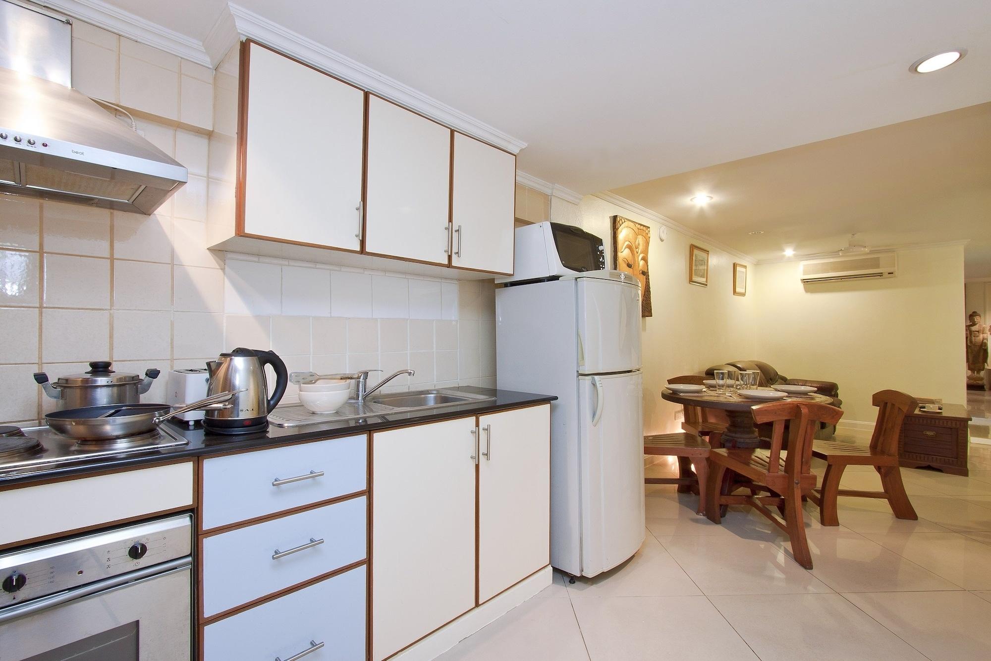 Argyle Apartments Pattaya Luaran gambar