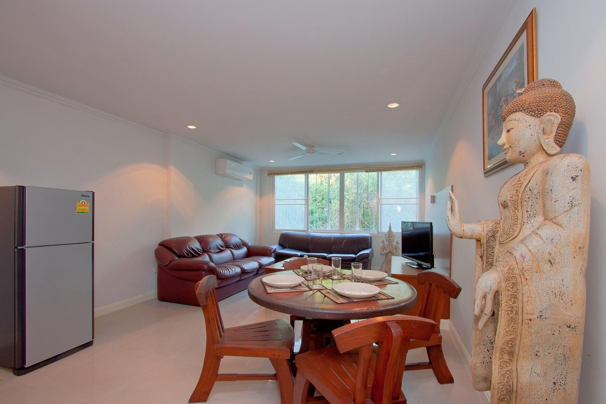 Argyle Apartments Pattaya Luaran gambar
