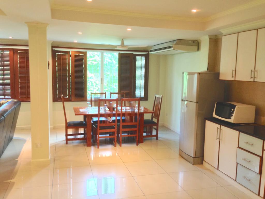 Argyle Apartments Pattaya Luaran gambar