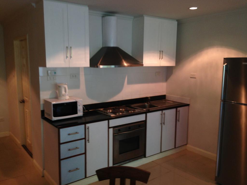 Argyle Apartments Pattaya Luaran gambar