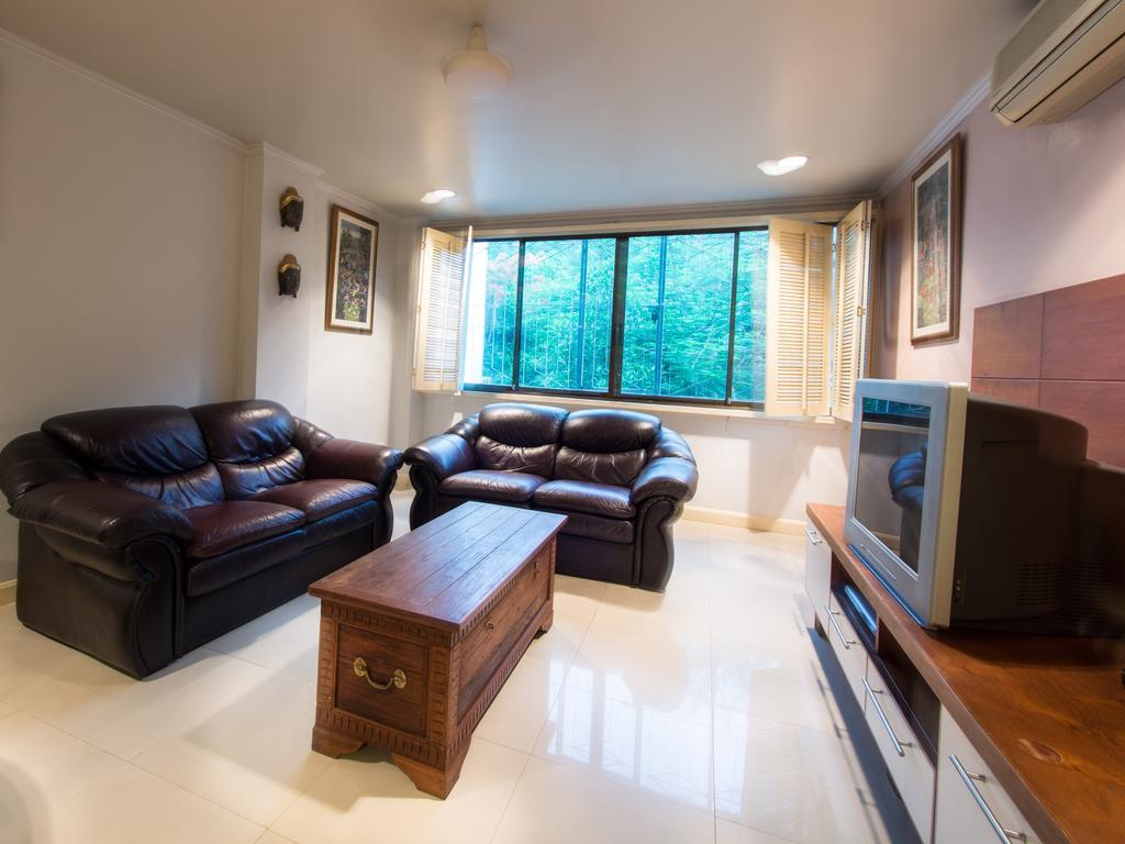 Argyle Apartments Pattaya Luaran gambar