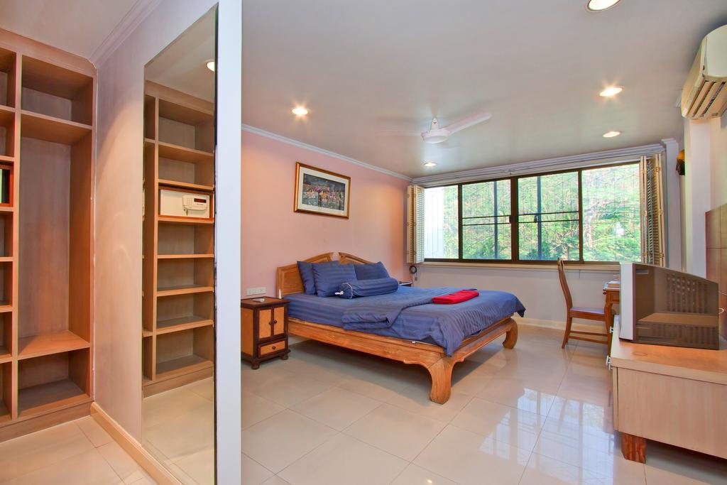 Argyle Apartments Pattaya Luaran gambar