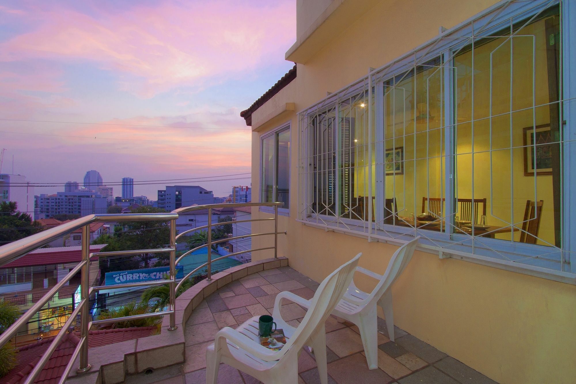 Argyle Apartments Pattaya Luaran gambar